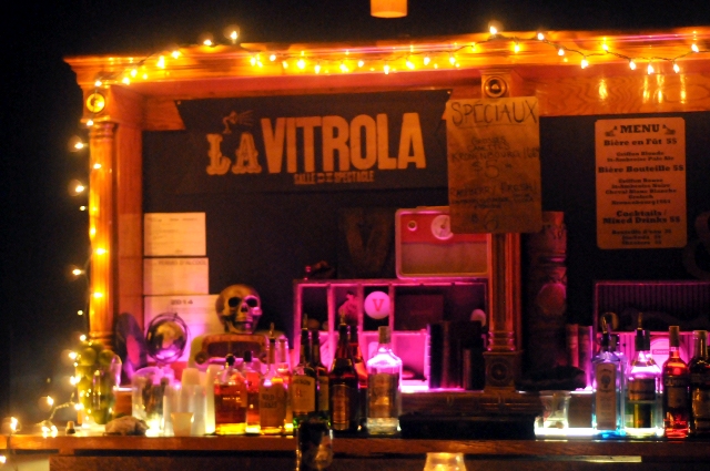 la Vitrola closing