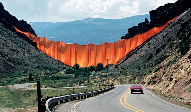 valley-curtain1 (640x376)