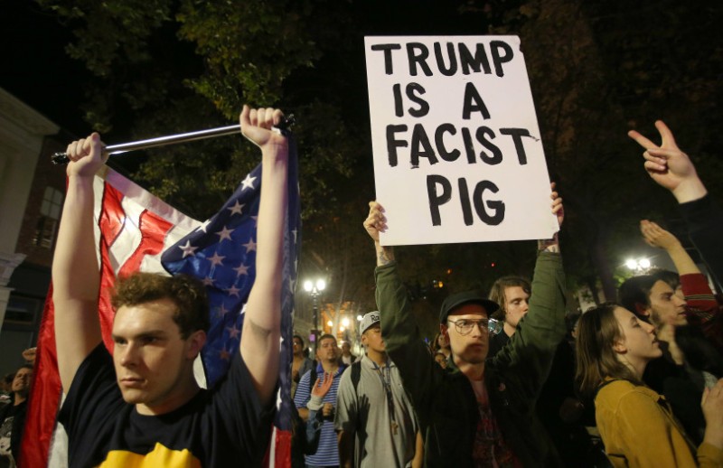 The anti-Trump movement must find a new way to mobilize