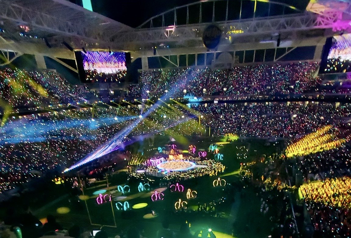 PixMob of Montreal wows during the Super Bowl halftime show