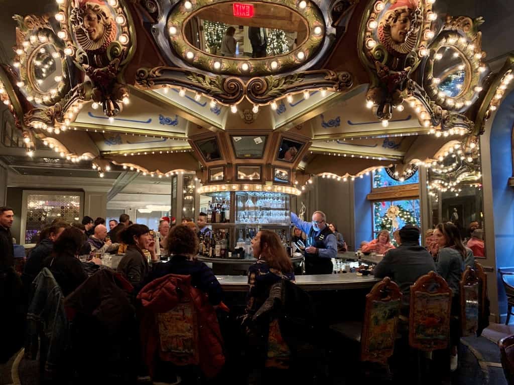 Carousel Bar Monteleone Montreal New Orleans 