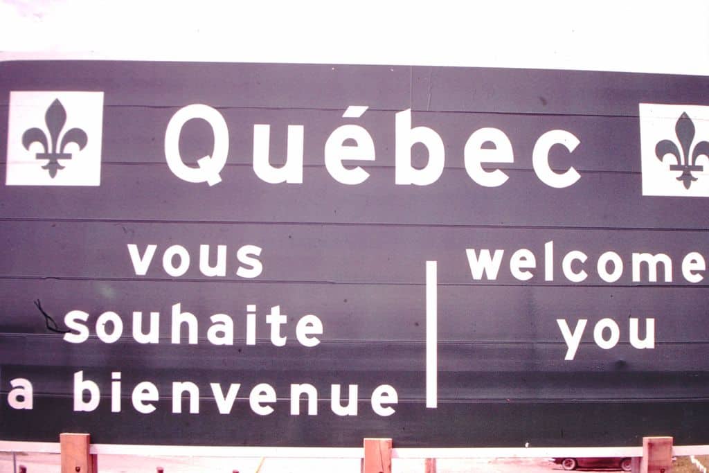 Quebec Ontario border