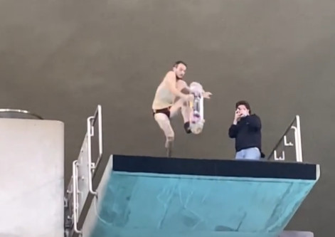 WATCH: Dime skateboarders do tricks into Olympic Pool