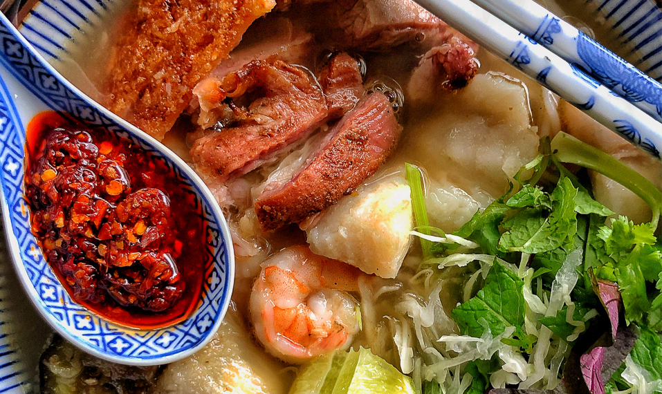 Bún mắm Pasthyme Michelle Vo Vietnamese food Montreal
