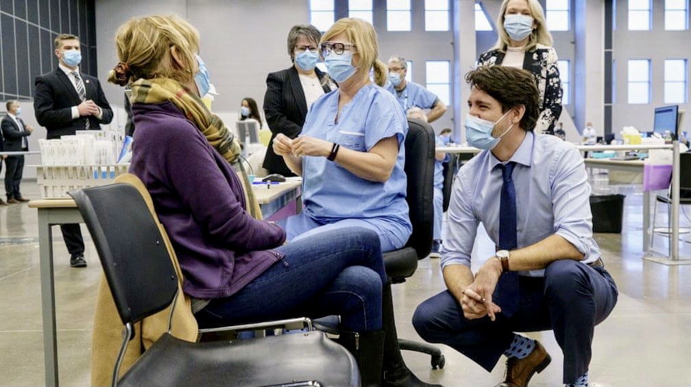 Canada U.S. vaccinated province state Justin Trudeau