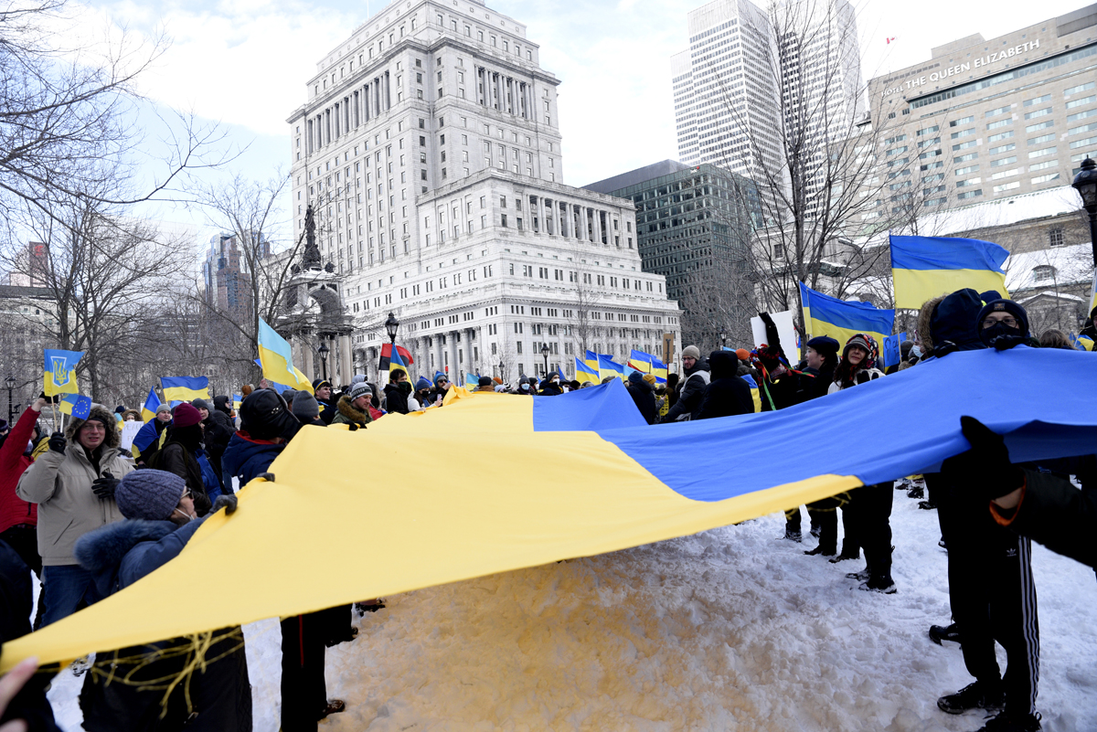 PHOTOS: Montreal rally in support of Ukraine