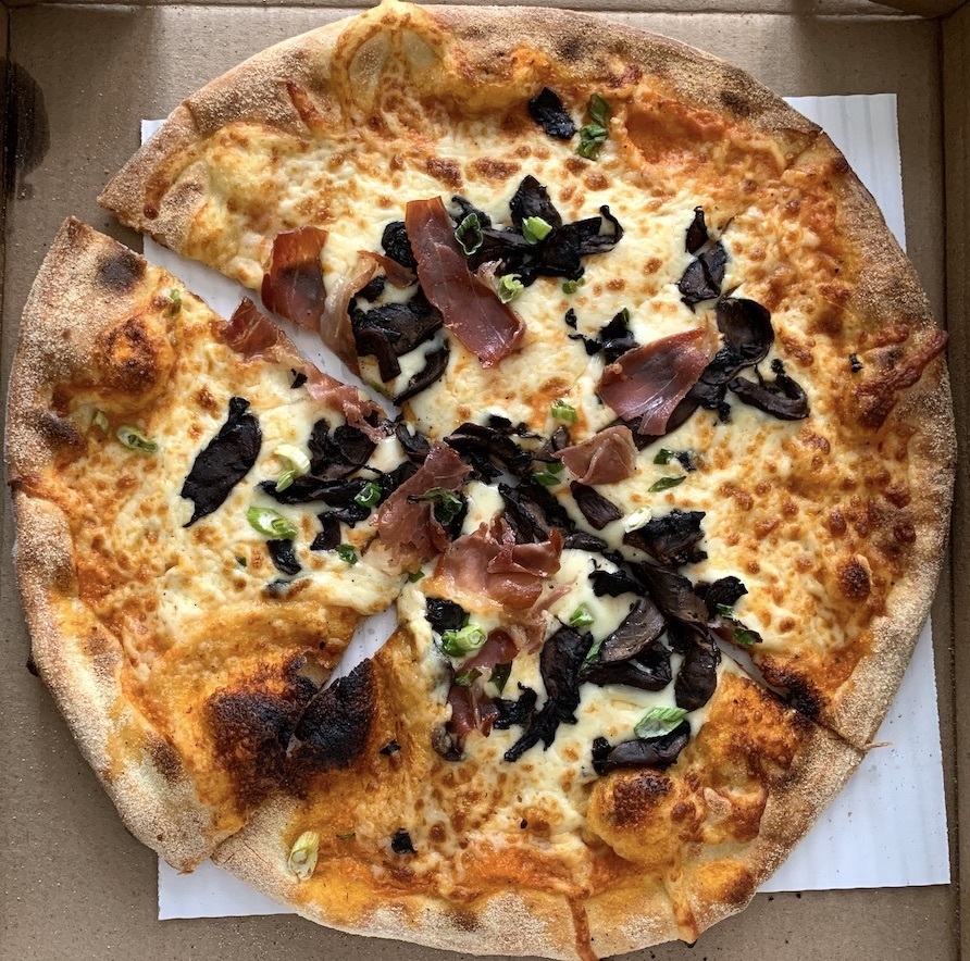 Gigi from Bacaro La Pizza Week 2022 Montreal reviews