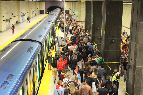 Quebec public transit mask mandate masks metro