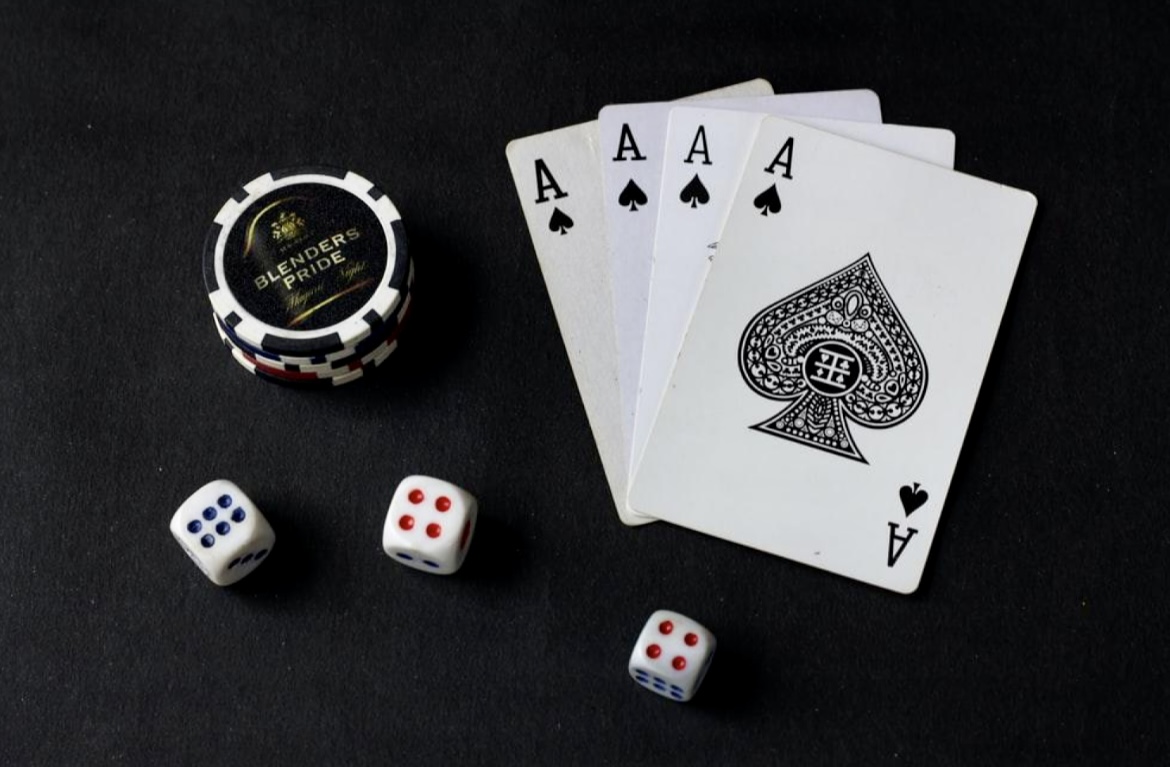 Actors and Musicians Who Like to Play in the Best Online Casino