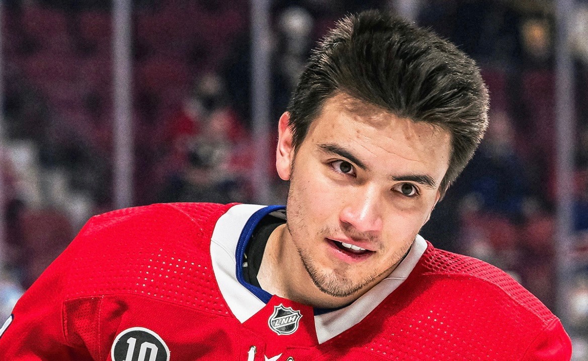 Nick Suzuki showed off his French and Quebec politicians are still complaining