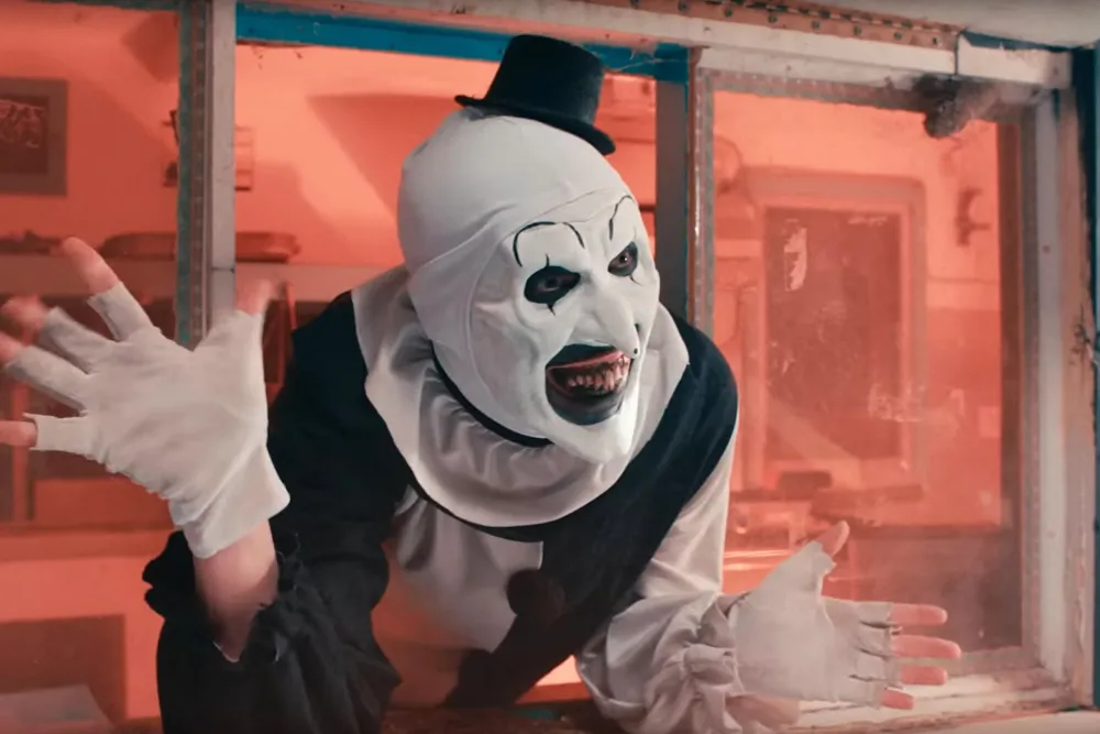 Terrifier 1 2 streaming Canada charts