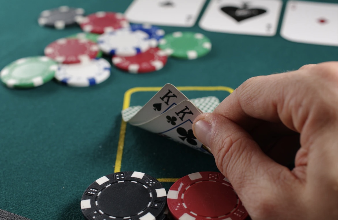 First-timer to Winner – The Canadian Online Poker Blueprint