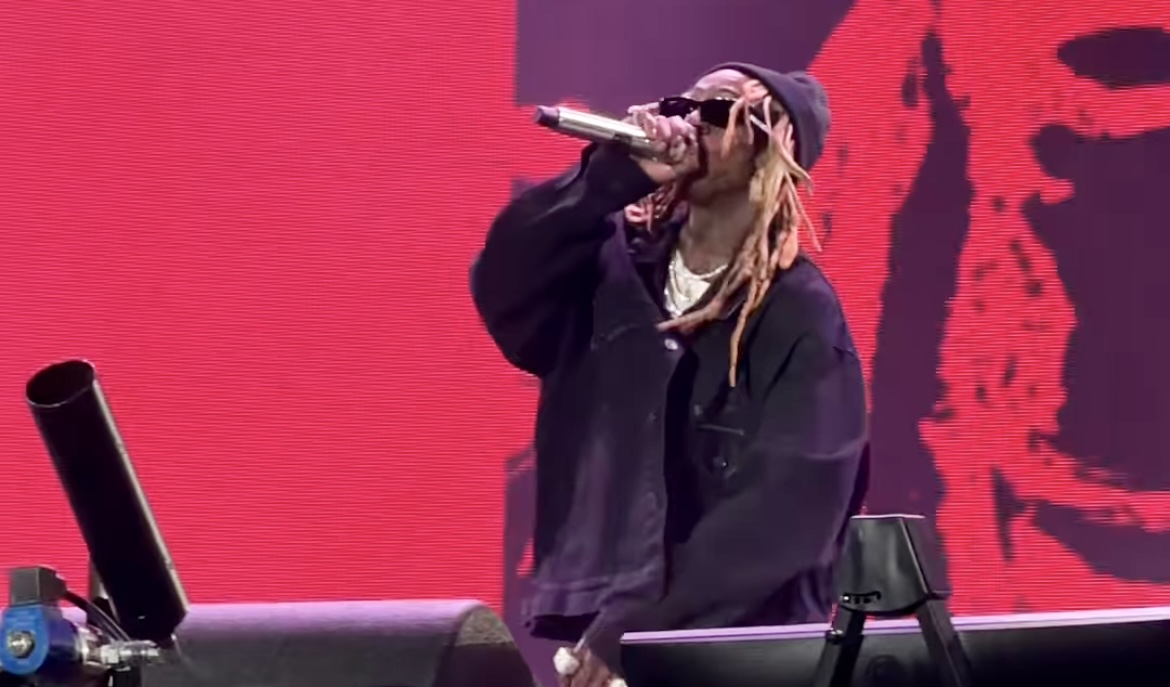 Lil Wayne arrived so late for his Montreal festival show that he only played 15 minutes