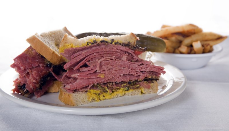 the main smoked meat sandwich