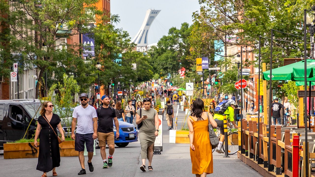 Mont-Royal Avenue pedestrianization commercial vacancy