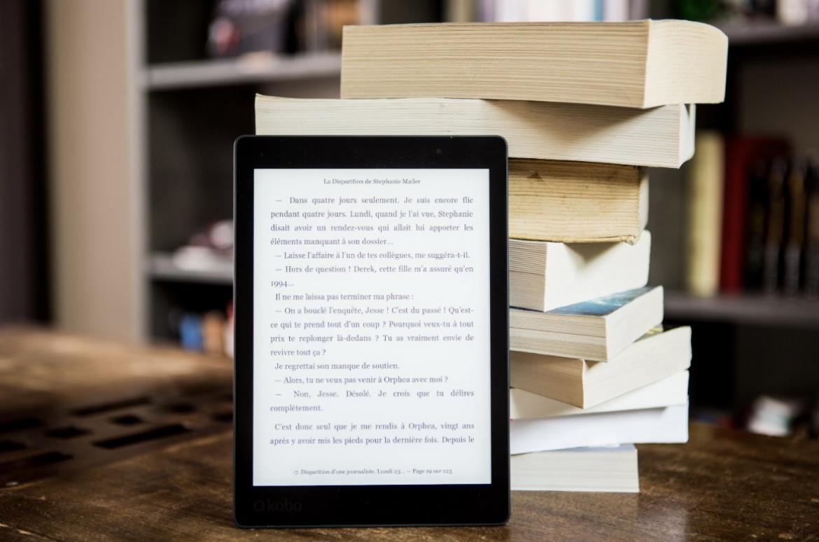 How Technology is Reshaping the Book Industry: A Closer Look at Reading Apps