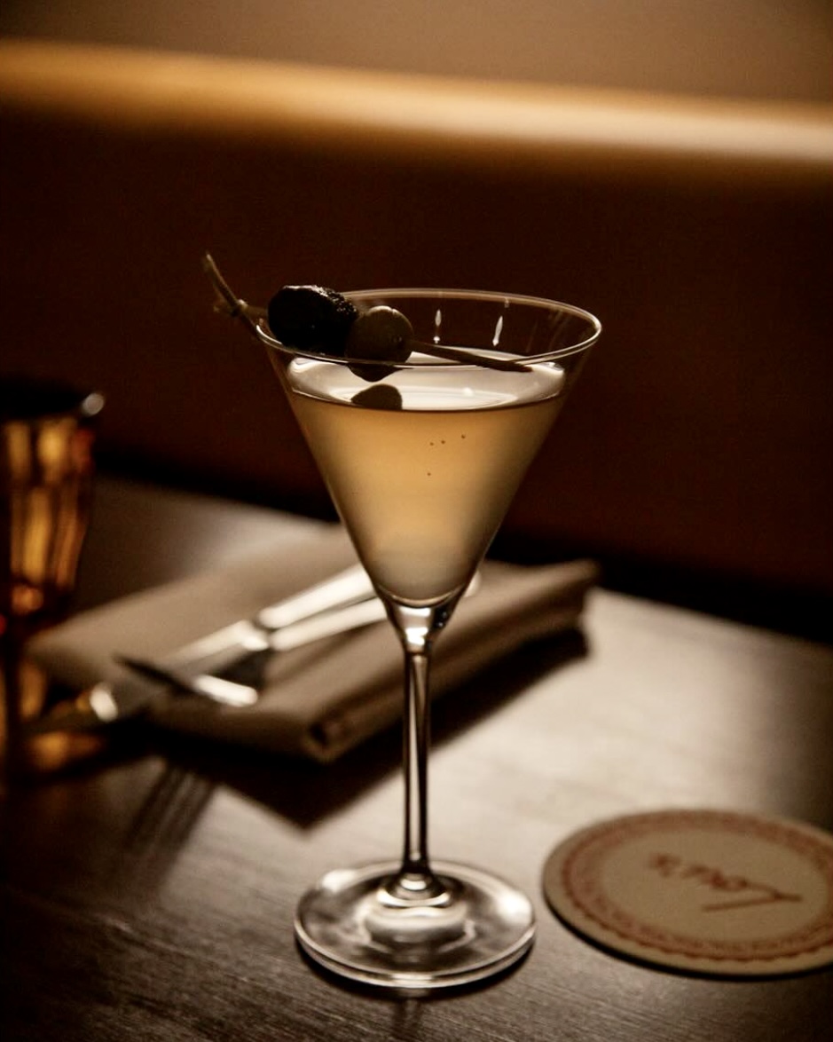 lou's pointe-claire martini