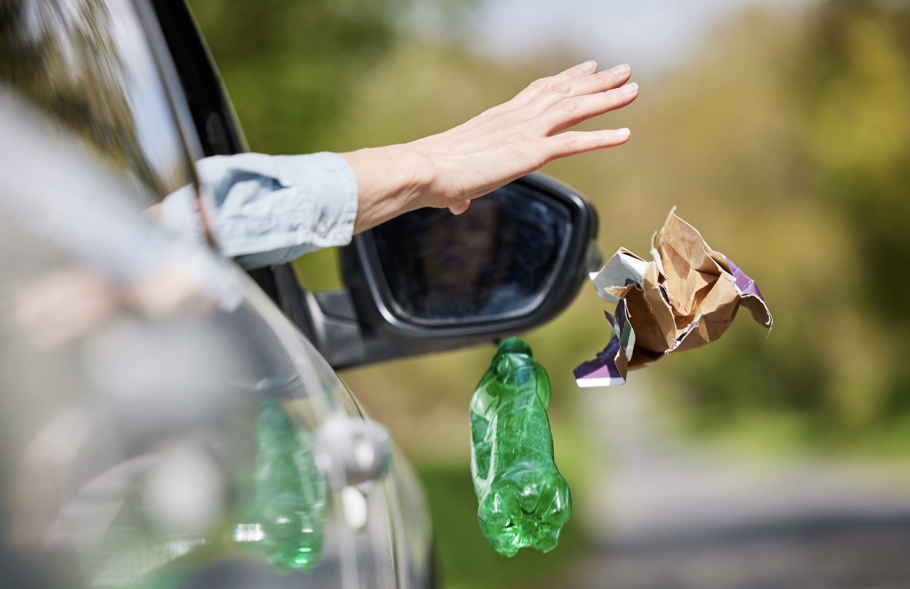 Montrealers, we’re living in the 21st century — let’s learn to pick up our own trash