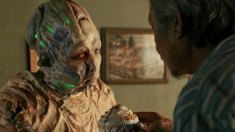 Stinker is a film about an alien who lives in an outhouse — and it’s legit delightful