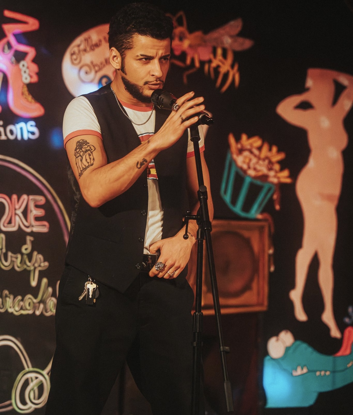 Bareoke: Strip Karaoke