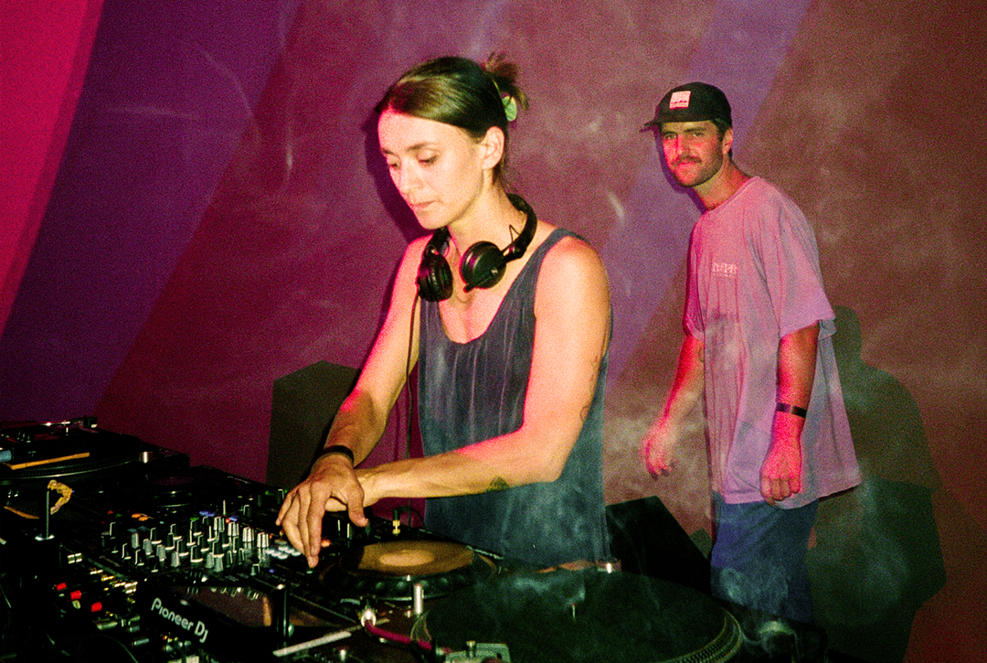 Domesicle x Ferias — Alina b2b Guthrie (all night long)